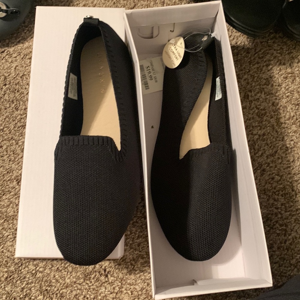 Danskin flats!